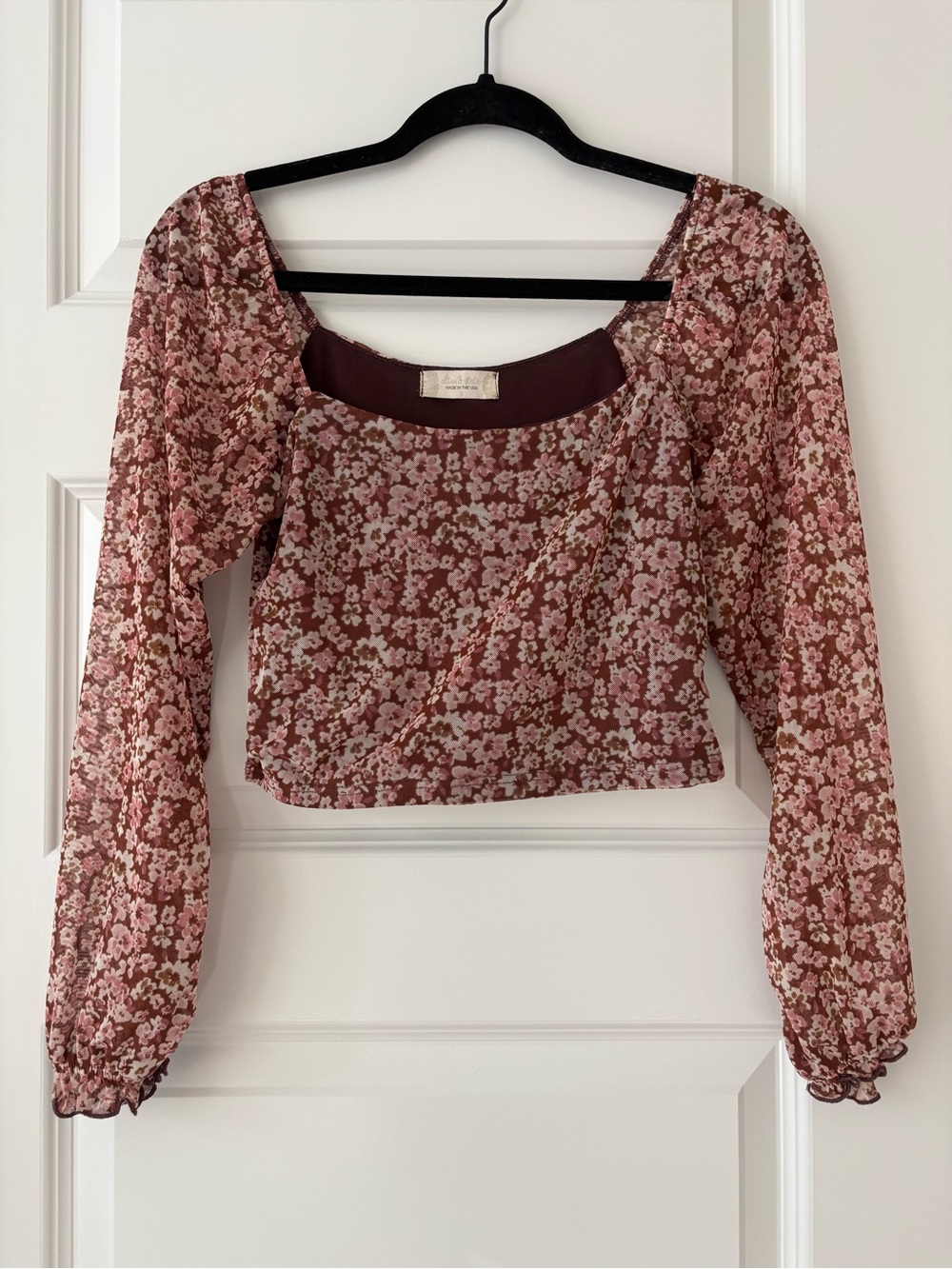 Altar'd State Floral Square-Neck Long Sleeve Crop Top S